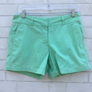 Vineyard Vines Classic Shorts Size 4